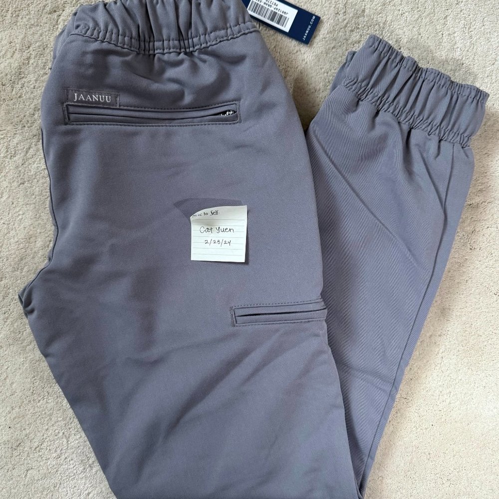 NWT XXS/PETITE JAANUU SCRUB JOGGER - GRAY